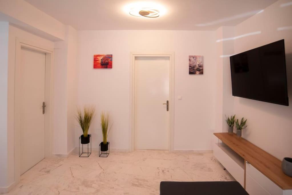 Oniro Home Ierápetra Exteriör bild
